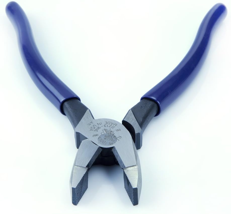 Klein Tools D213-9NE Pliers, Made in USA, 9-Inch Side Cutters, High Leverage Linesman Pliers Cut Copper, Aluminum and other Soft Metals