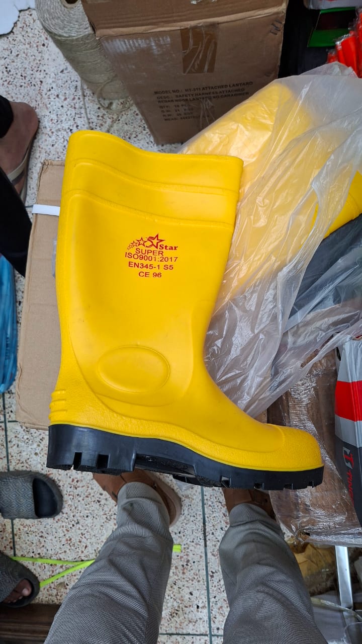 Five Star Gumboot for men, Safety gumboot for men, safety gumboot with steel toe, gum boot for men , worker gumboot, gumboot for rain,